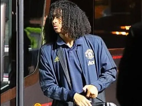 Thần đồng Man Utd hội quân tại Hilton, sẵn sàng nghênh chiến Ronaldo