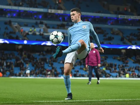 Thần đồng Phil Foden và khoảnh khắc lịch sử ở Etihad