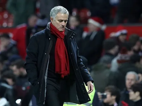 "Than thở khi kém Man City 15 điểm là sự nhục nhã"