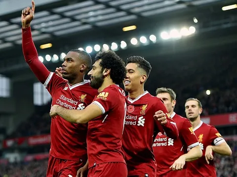 Thắng đậm Huddersfield, Liverpool vẫn còn một kỷ lục buồn