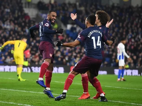 Thành bại của Arsenal sau nửa mùa giải: Tấn công biến ảo, Hàng thủ lao đao