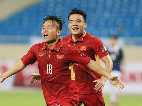 HLV Lê Thụy Hải động viên Thanh Trung, "khích tướng" ĐT Việt Nam