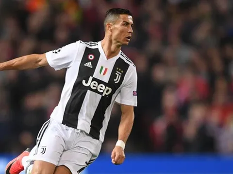 "Thật khó để thay một cầu thủ ghi 50 bàn/mùa như Ronaldo"