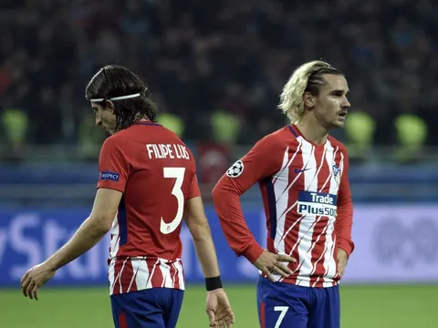 Thi đấu hơn người, Atletico vẫn không thể thắng nổi 'kẻ tí hon'