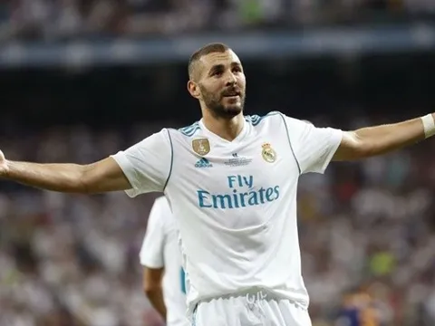 Thi đấu thăng hoa, Zidane khen Benzema hết lời