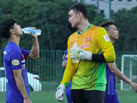 Thủ môn Đặng Văn Lâm làm nản lòng các tiền đạo ĐT Việt Nam