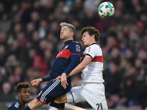 Thủ môn hoá "người nhện", Bayern suýt bị Stuttgart níu chân
