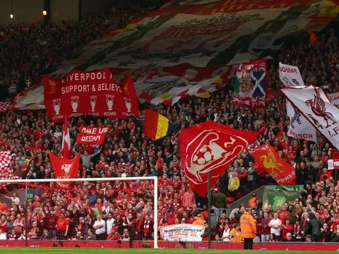 Thử một lần hòa mình vào bầu không khí sân Anfield