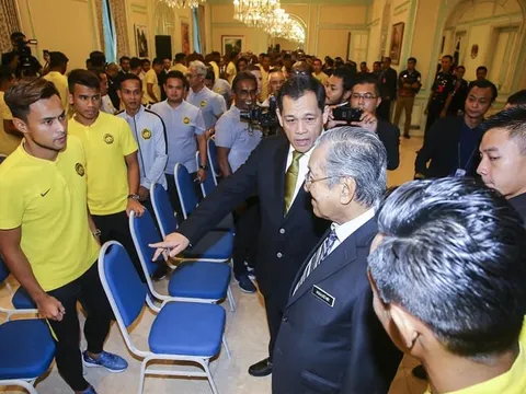 Thủ tướng Malaysia: "Tôi sẽ đến đó. Đừng làm tôi và quốc gia thất vọng"