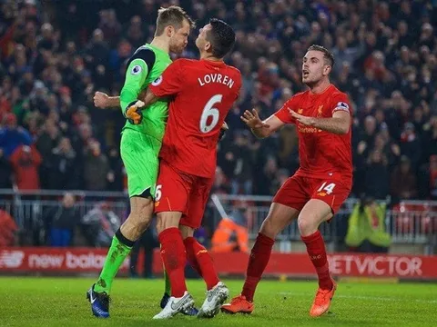 Thua đau Chelsea, sao Liverpool "buồn rười rượi" khi nói về tương lai