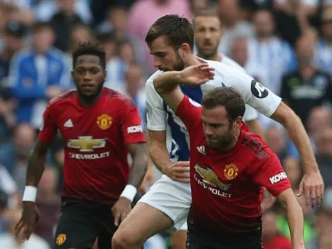 Thua đau, fan Man Utd trút giận lên 3 cái tên