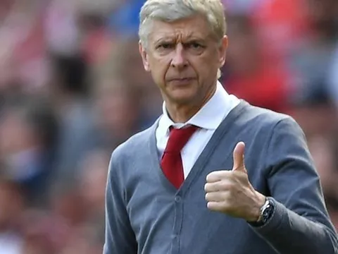 Tiếp tục lao dốc, Bayern cầu cứu Wenger