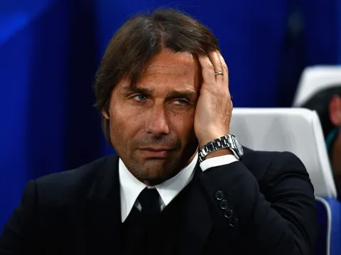 Tiết lộ: Cầu thủ Chelsea bắt đầu than phiền về HLV Conte
