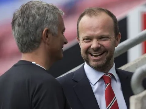 Woodward hành động bất ngờ sau trận thua thảm của Man Utd