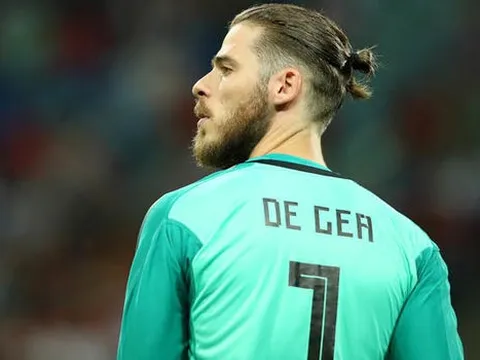Tiết lộ: De Gea vô tình tiếp tay giúp Chelsea vượt mặt M.U