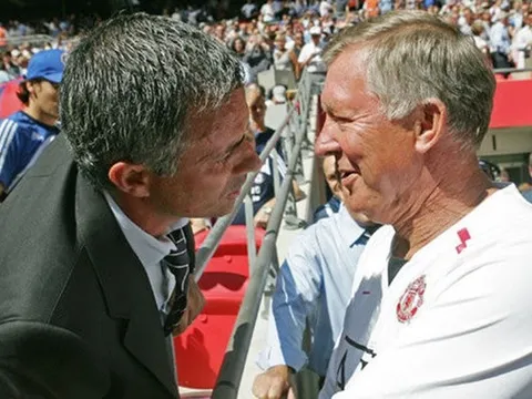 Tiết lộ: Mourinho đã "sợ hãi" chỉ sau 1 câu nói từ Sir Alex Ferguson