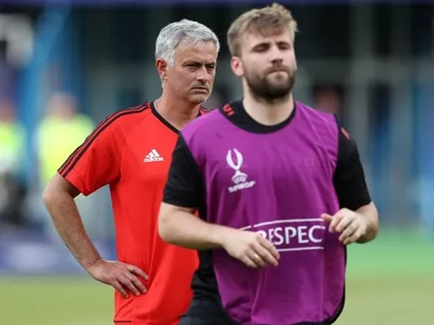 Tiết lộ: Mourinho gián tiếp đưa Shaw đến M.U
