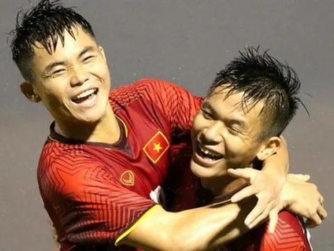 Tiết lộ: Sao chạy cánh tuyển Việt Nam 4 tháng không được trả lương
