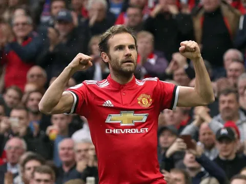 TIẾT LỘ: Sao Man Utd từ chối tiền tấn của Trung Quốc