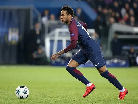 TIẾT LỘ: Thích thì đá, không thích Neymar xin nghỉ