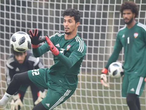 TIẾT LỘ: Thủ môn của U23 UAE là chuyên gia bắt penalty