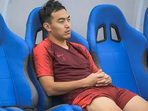 Thua đối thủ của ĐT Việt Nam, cầu thủ Trung Quốc đổ lỗi cho... trái bóng