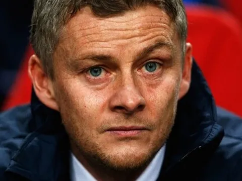 Tin buồn cho Solskjaer: Man Utd bị "nẫng tay trên" siêu trung vệ