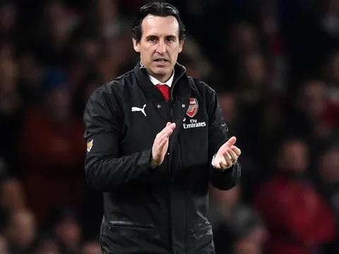 Tính chiêu mộ "hàng hớ" Barca, Emery được "dạy" cách tiêu tiền