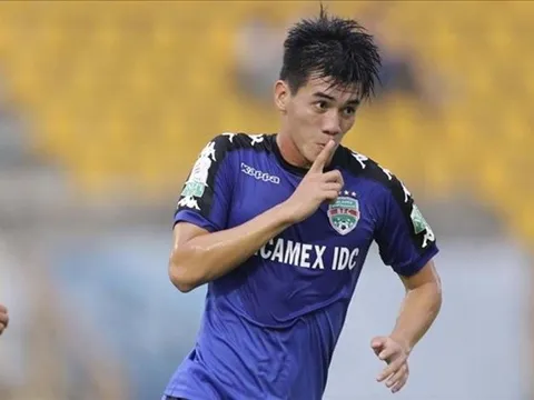 Tiến Linh vượt Công Phượng trong ngày Bình Dương thắng đậm HAGL