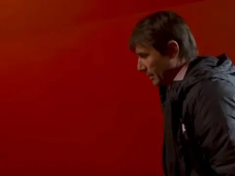 Toàn cảnh phòng thay đồ Liverpool trong trận hòa với Chelsea