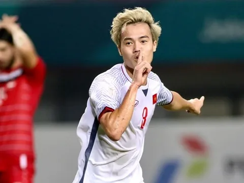 Toàn "việt vị" làm tan chảy NHM bằng 1 điều ước giản đơn