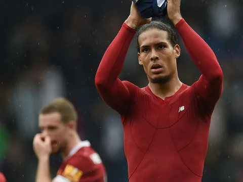 "Tội đồ" Van Dijk lên tiếng sau thất bại ê chề của Liverpool