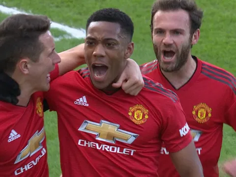 'Tôi luôn nói như vậy, đưa bóng cho Martial và Man Utd sẽ thắng'