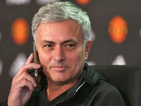 "Tôi muốn khoác áo M.U ghê gớm. Thật tự hào khi được Mourinho gọi"