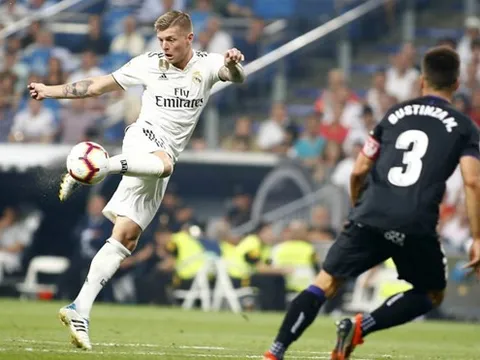 Toni Kroos và biệt tài chuyền bóng không ai bằng