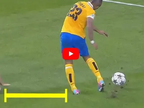 Top 11 pha ăn vạ kinh điển