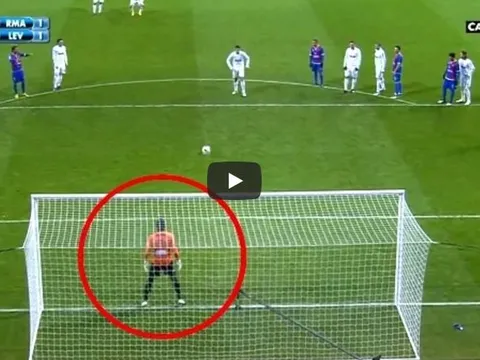 Top 20 pha đá penalty thành bàn của Cristiano Ronaldo