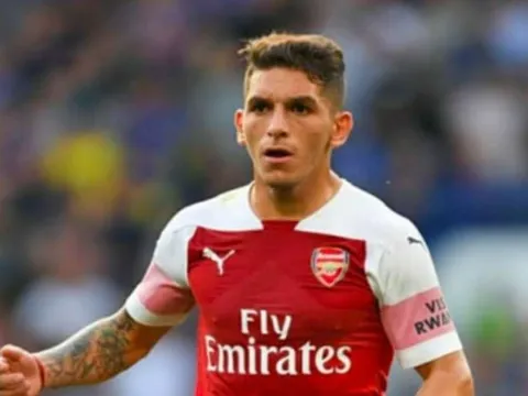 Torreira không thể tin điều Arsenal làm với mình ngày đầu gia nhập