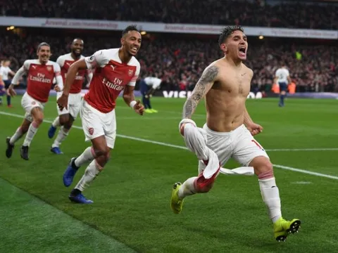 Torreira tiết lộ bí mật dẫn đến hành động cởi phăng áo trước Tottenham