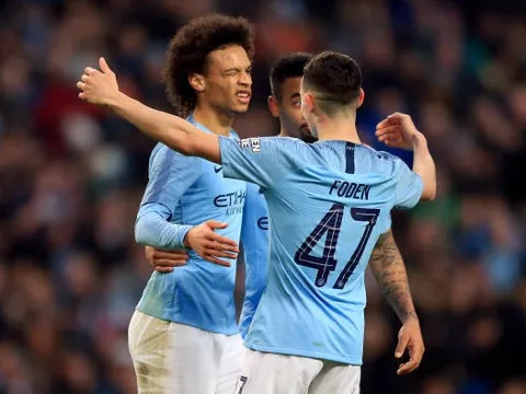 Tottenham gọi, Man City trả lời, đại tiệc bàn thắng ở Etihad