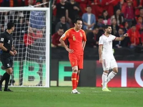 Cầu thủ Trung Quốc bị CLB trừng phạt sau sai lầm ở tứ kết Asian Cup