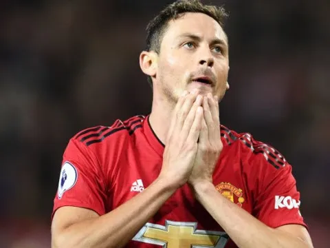 Trảm xong kẻ "bất khả xâm phạm", Mourinho sẽ phải dùng ai?