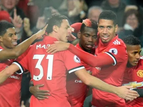 Trận cầu hấp dẫn, Man Utd hủy diệt Basel ở lượt đi