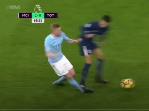 TRANH CÃI: Man City bị trọng tài xử ép?