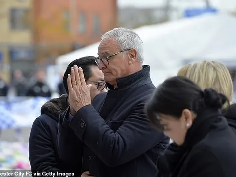 Trở lại Leicester City, Claudio Ranieri thương tiếc Vichai Srivaddhanaprabha