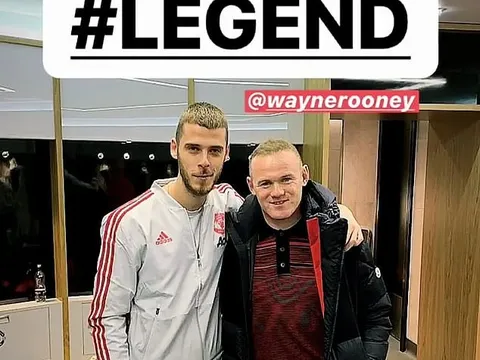 Trở lại Old Trafford, Rooney 'chộp' lấy ngay 2 cầu thủ hay nhất của M.U