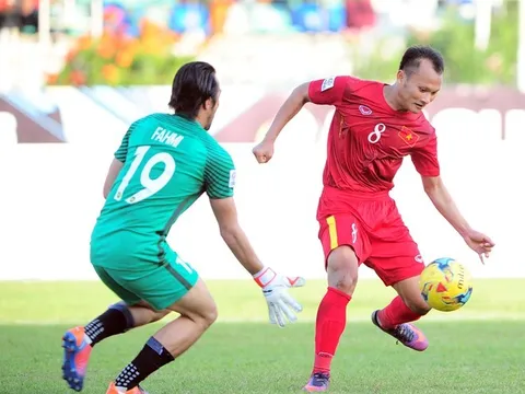 Thành “kếu” nói gì về vị trí hậu vệ phải của Hoàng “bò” ở ĐT Việt Nam?