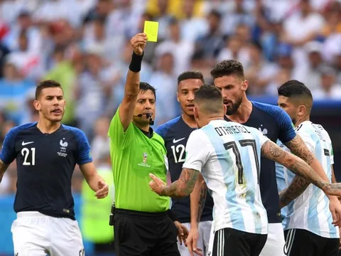 Trọng tài điều khiển trận Việt Nam v Malaysia "uy tín" cỡ nào?