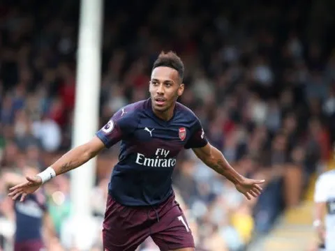 TRỰC TIẾP Fulham 1-5 Arsenal: Aubameyang hạ màn với cú đúp (KẾT THÚC)
