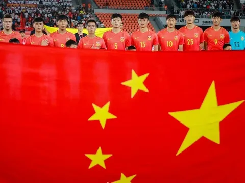 Trung Quốc ra luật lạ, đưa 50 cầu thủ trẻ vào 'trại lính'